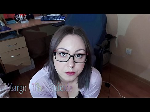 ❤️ Sexy holka s brýlemi kouří dildo hluboko na kameru ️ Sex u cs.myinvest.top ❌❤