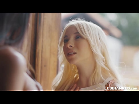 ❤️ Dívka se po několika měsících vrátí domů a skončí u lízání kundy své nevlastní matky ️ Sex u cs.myinvest.top ❌❤